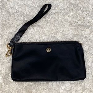 Lululemon Clutch